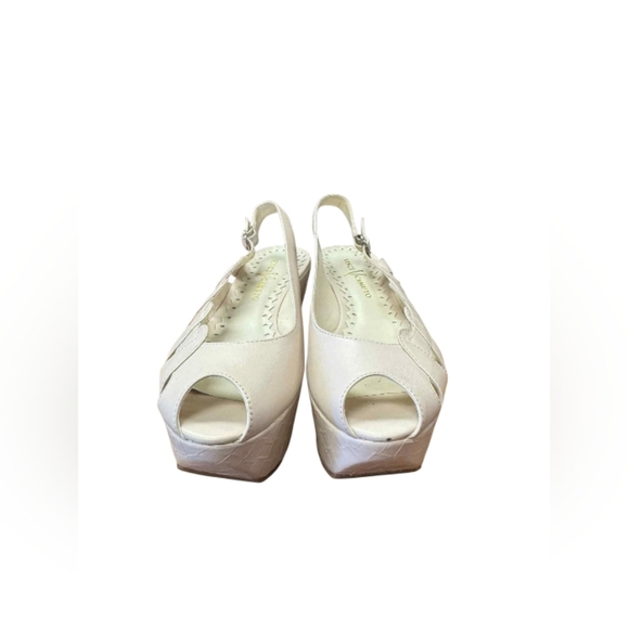 Vince Camuto Wedge Pale Pink Slip On Strappy Size 6B 36 EUC - Picture 3 of 7